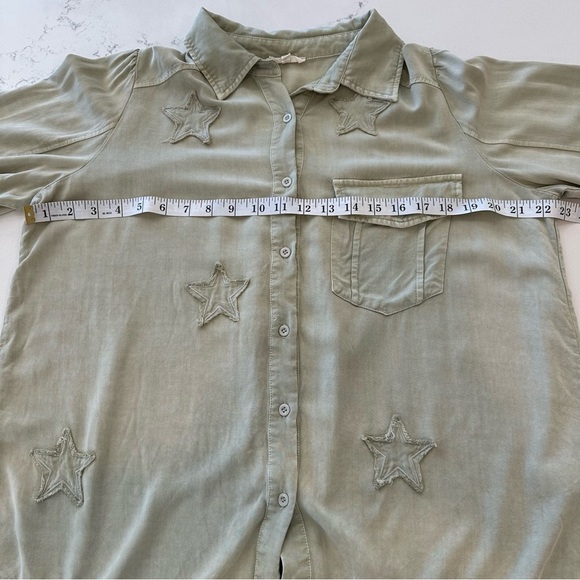 Easel Washed Sage Star Patch Button Down Shirt - Picture 13 of 13